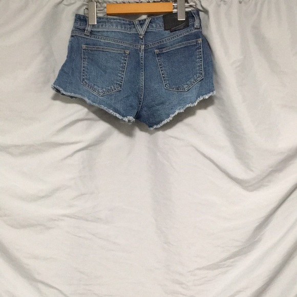 Denim shorts - Picture 2 of 2